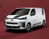 Furgoneta blanca Fiat Scudo con franjas negras. Conoce las fiat scudo medidas para tu negocio.