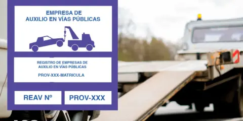 Placa de empresa de auxilio en vías públicas, con logo REAV y número de provincia.
