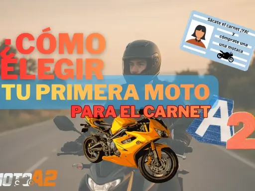 Joven con casco elige su primera moto para el carnet A2. ¡Obtén tu carnet moto 18 años y a rodar!